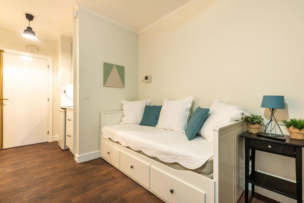 פריז Appartement Proche Champs Elysees מראה חיצוני תמונה